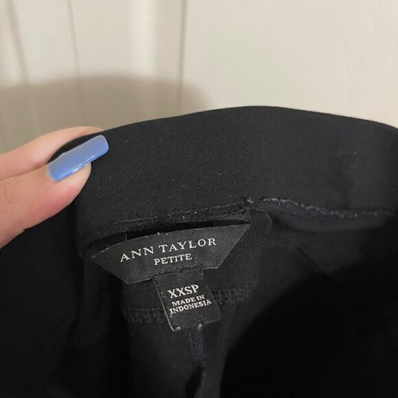 Ann Taylor Womens Black Stretch Pull On Zipper Pockets Skinny Trouser Pants XXSP - Picture 2 of 8